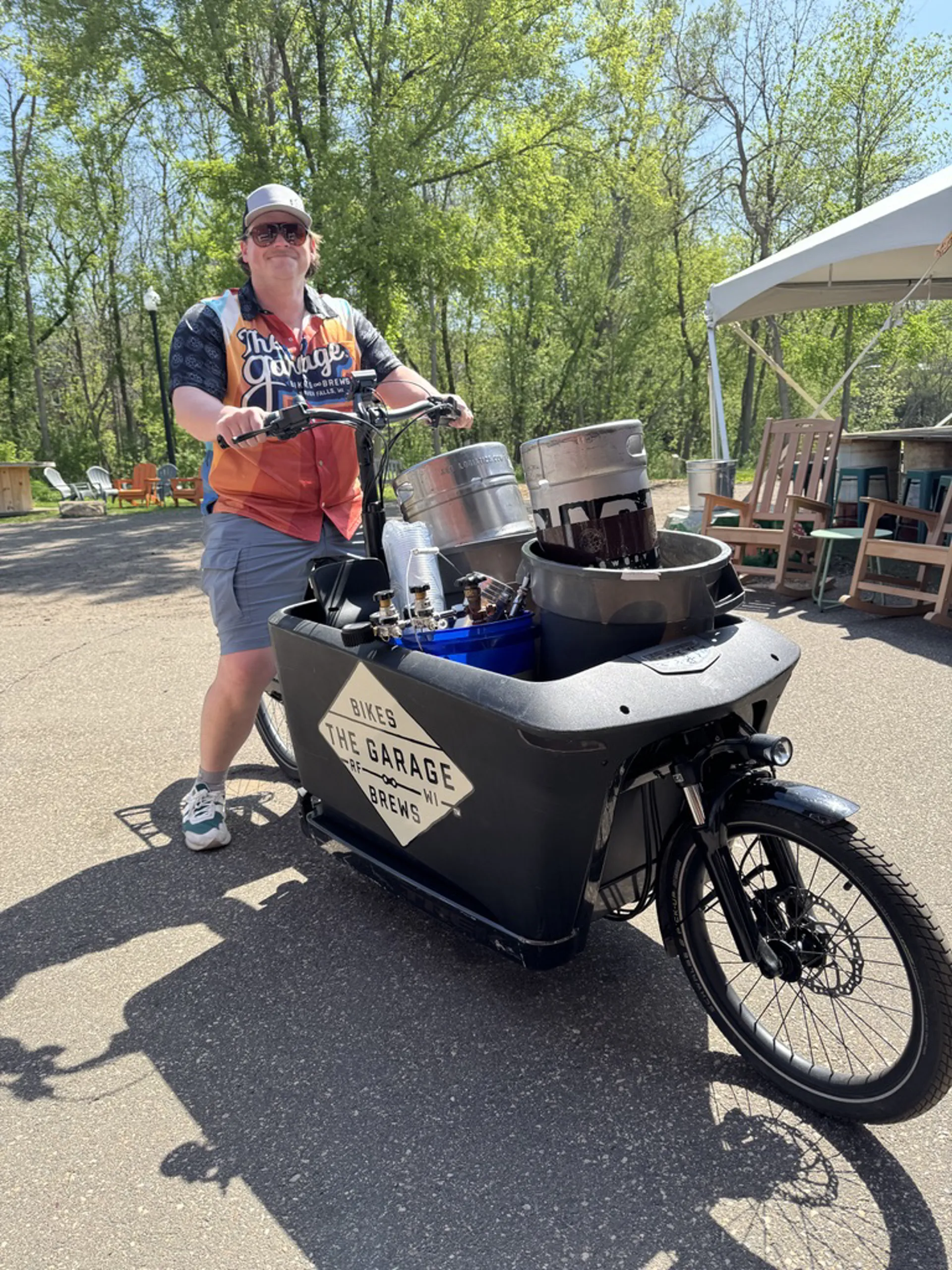 The Garage cargo bike keg delivery