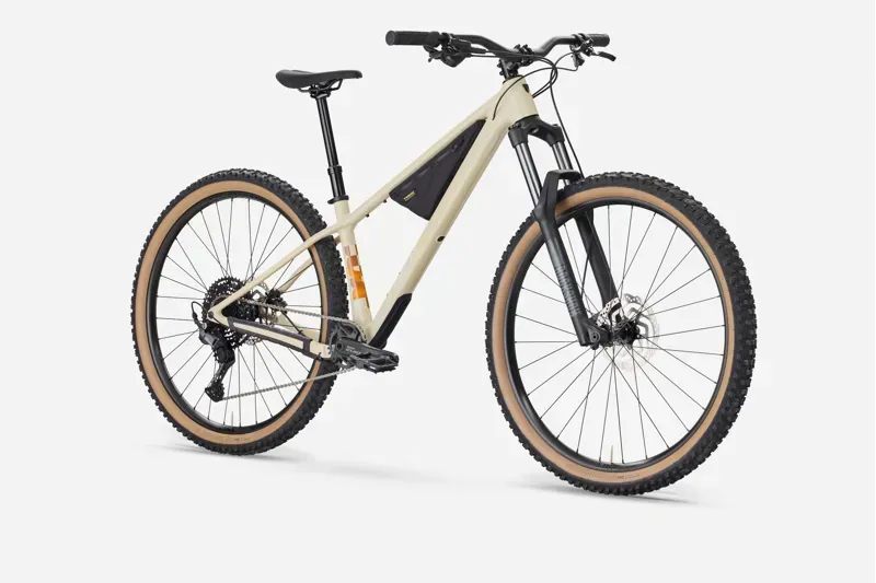 Trek Roscoe 7 Gen 4 MTB In Buff Beige-1