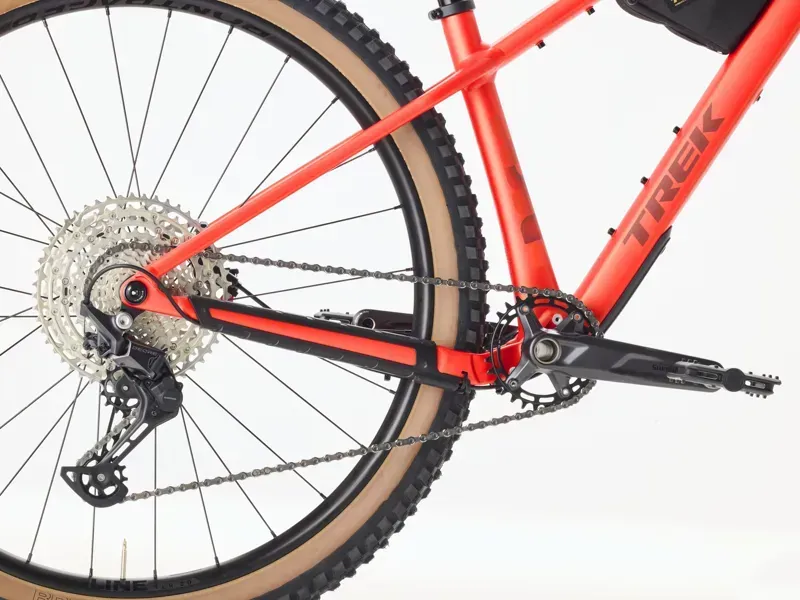 Trek Roscoe 8 Gen 4 MTB In Lava-5